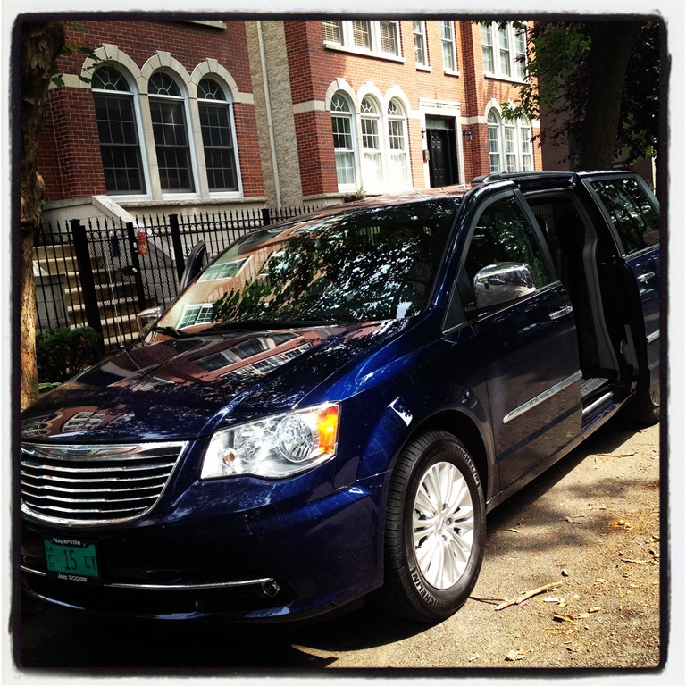 Chrysler Town & Country Review in the City