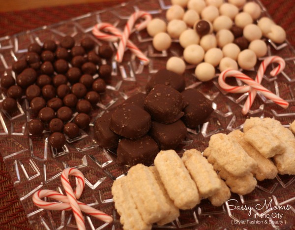 holiday-entertaining-with-treats-from-gold-emblem-so-chic-life