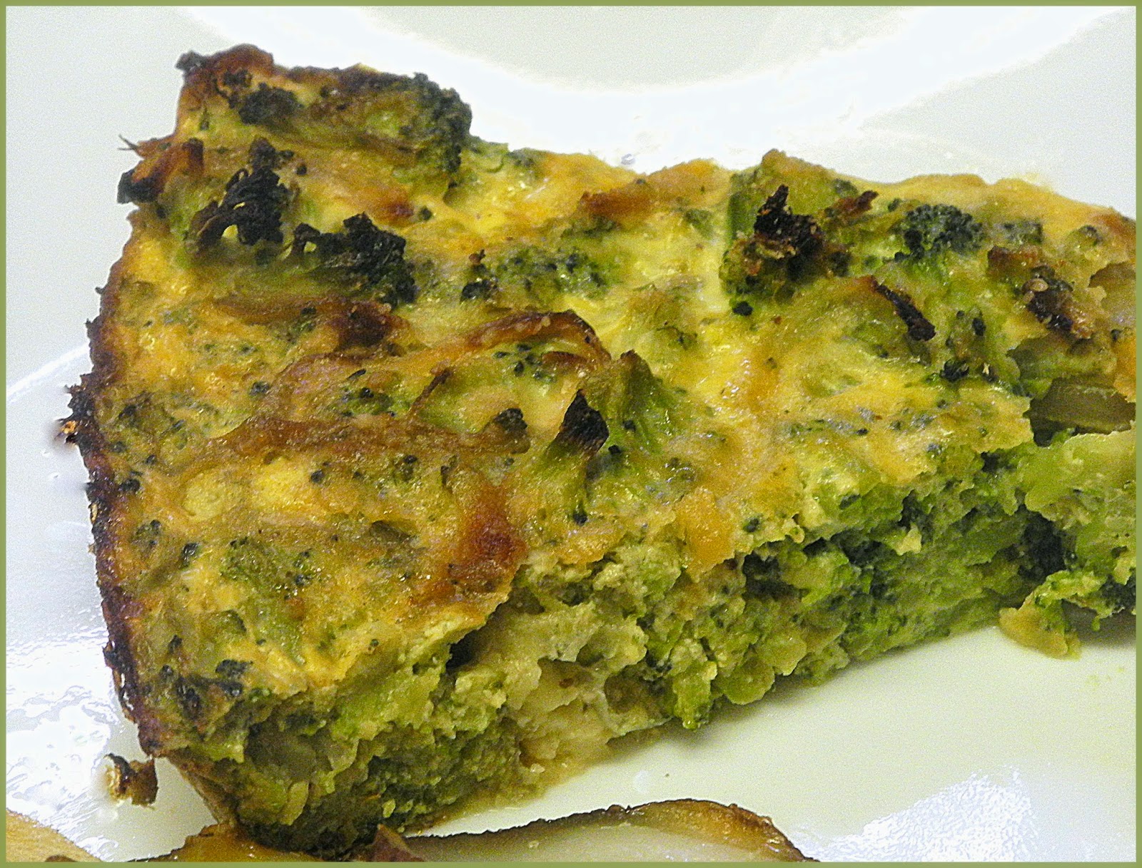 Crustless Broccoli and Cheese Quiche 