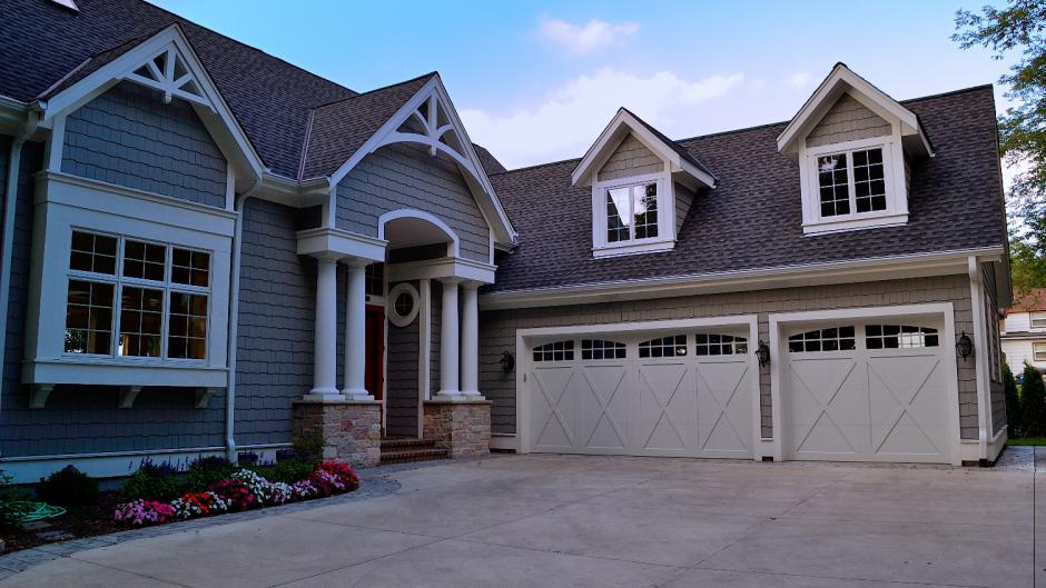 carriage house garage door