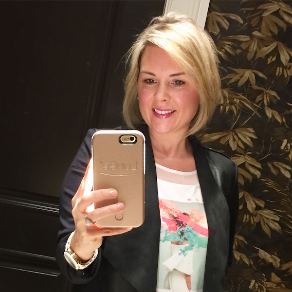 How to Rock the Perfect Selfie with a Lumee Phone Case